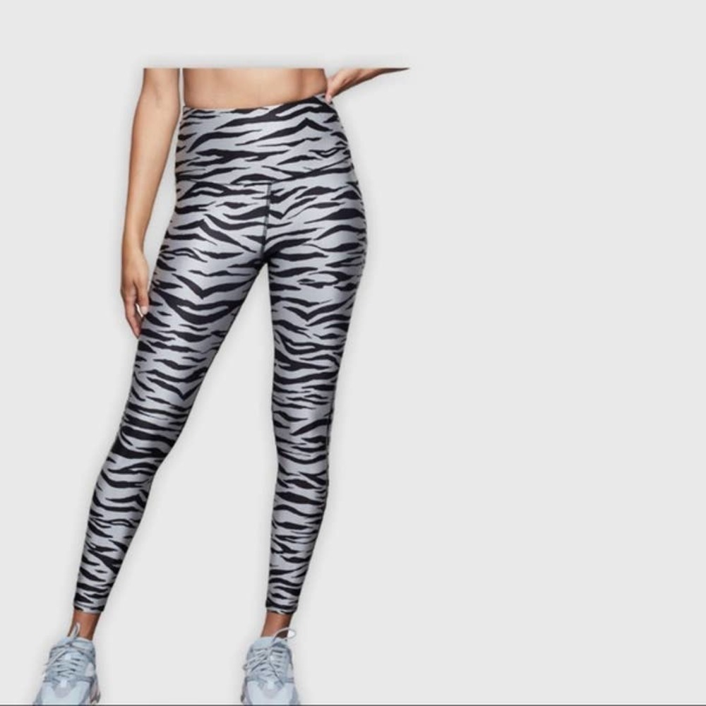 𝅺GOOD American Zebra Leggings Size 2/Medium